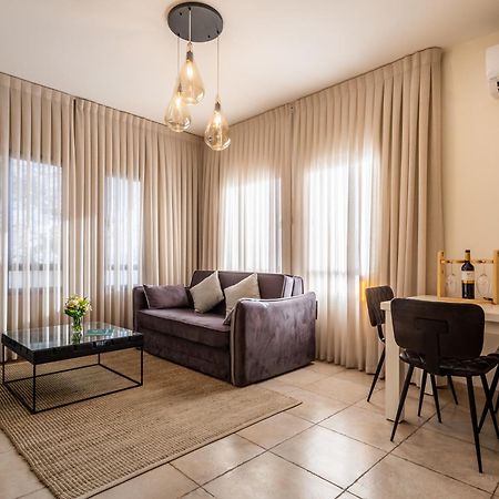 Grand Vista Boutique Hotel And Spa Yuval ภายนอก รูปภาพ